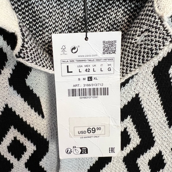 Zara Black and Cream Geometric Knit Cardigan - Picture 3 of 9